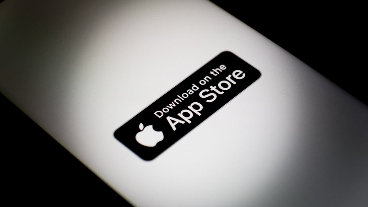 Apple, kullanıcıların iPhone uygulamalarını doğrudan geliştiricilerin web sitelerinden indirmelerine izin verecek