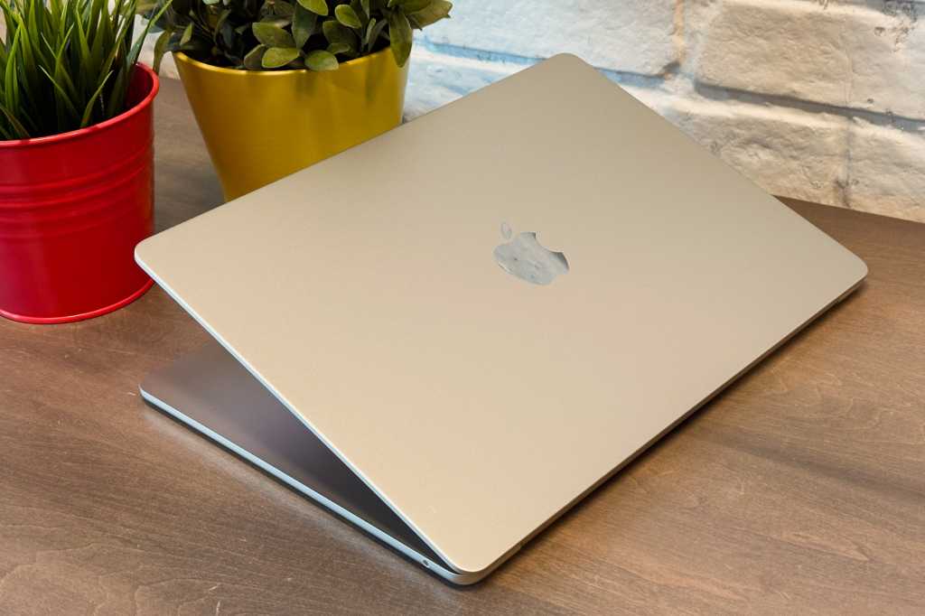 The 13-inch MacBook Air M3 is cheaper than the M2 model today