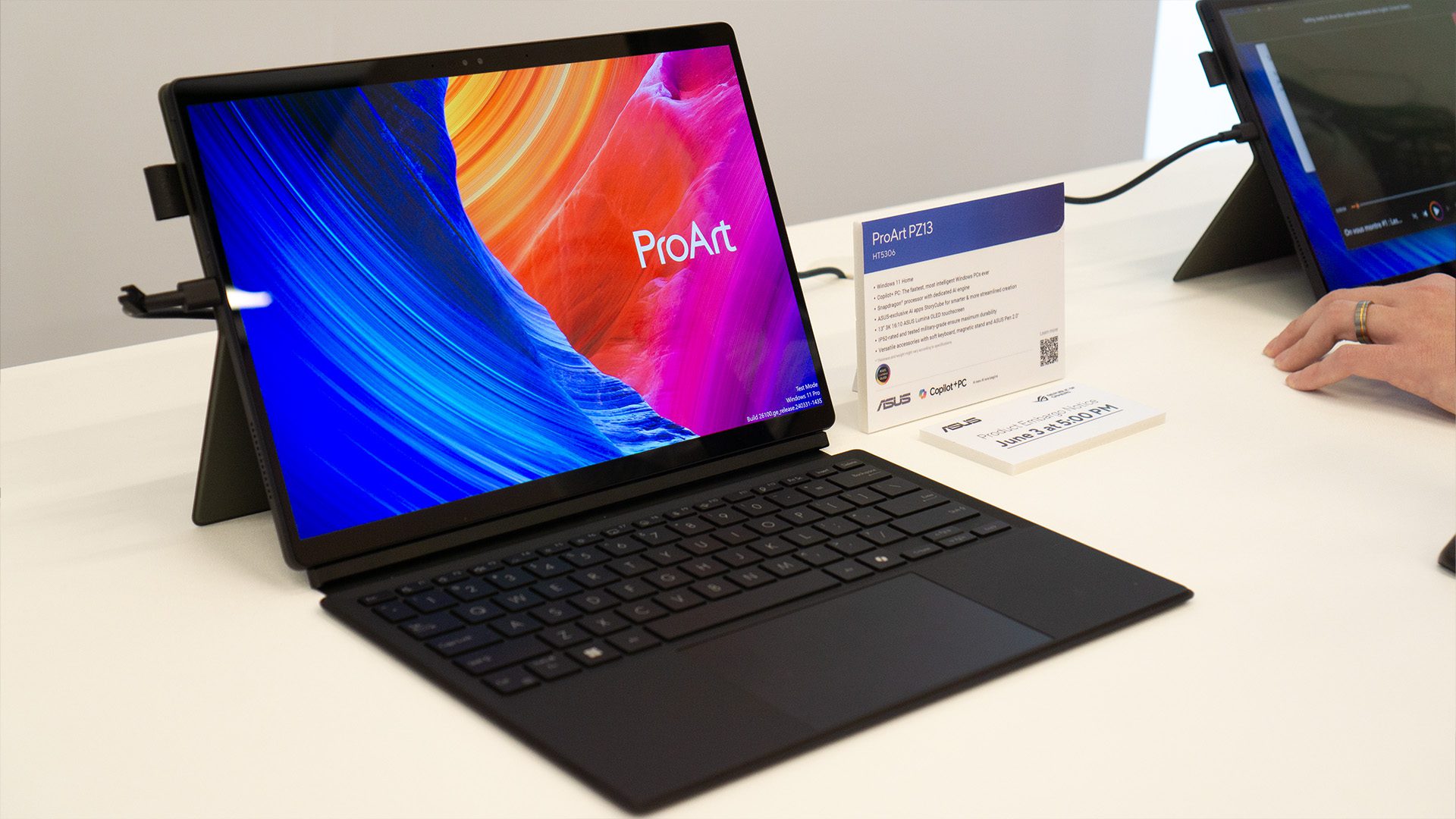 ASUS ProArt PZ13, yaratıcılara yönelik Snapdragon destekli bir Windows tablettir