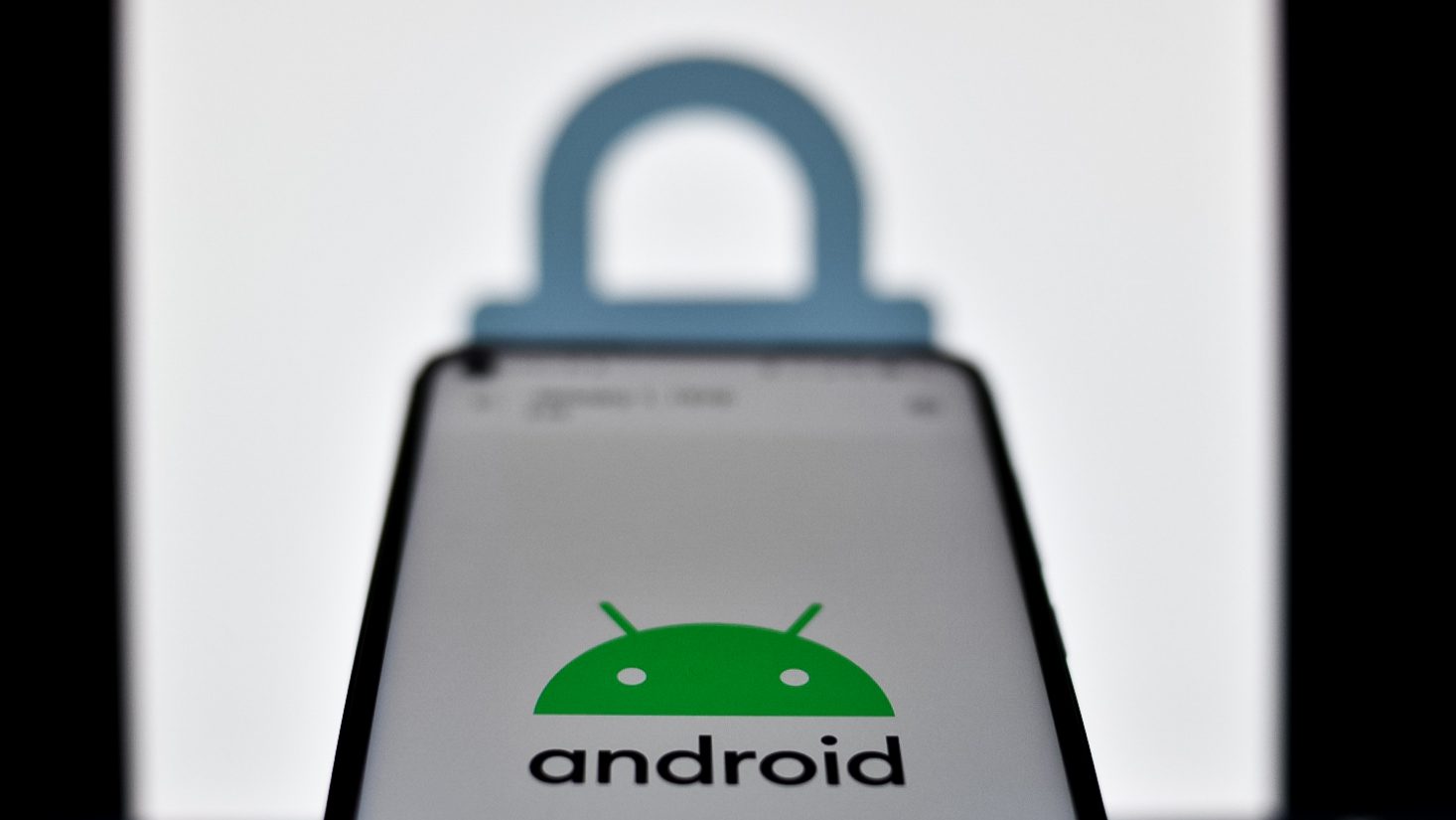 Android 15 adds defense system against sneak attacks on charging stations