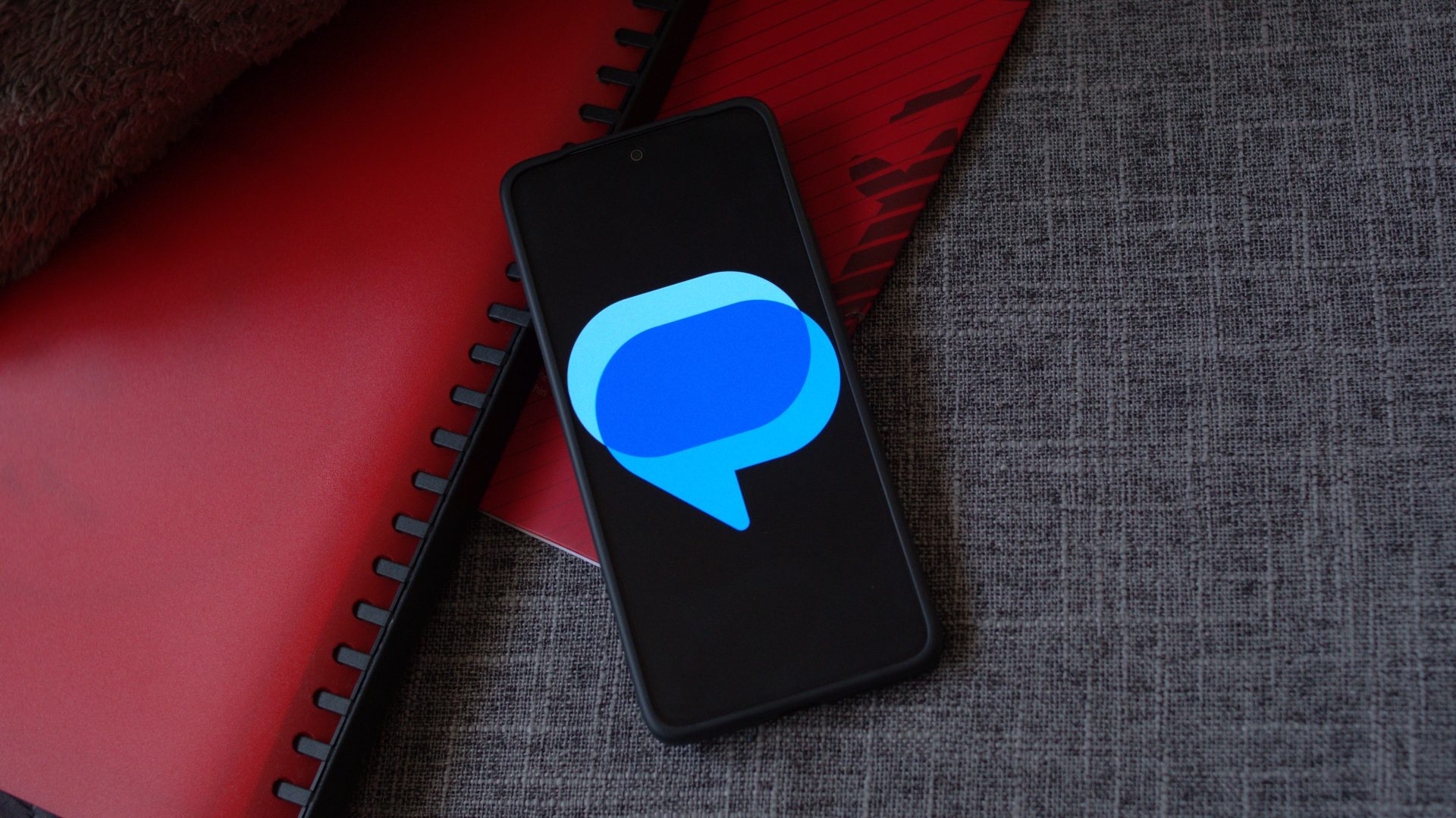 Google Messages hides your composed texts when you leave a conversation