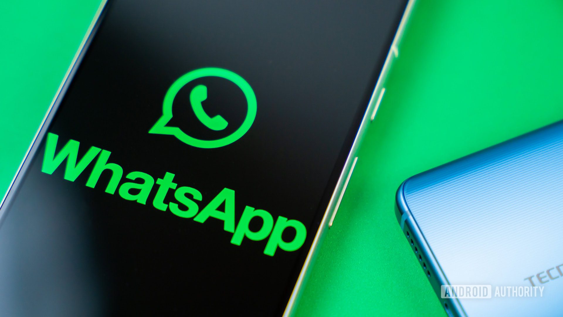 WhatsApp bağlam kartları grup davetini açıklamak için geliyor